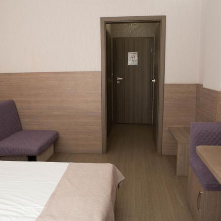 Mini Elegant Hotel Kiev Ngoại thất bức ảnh